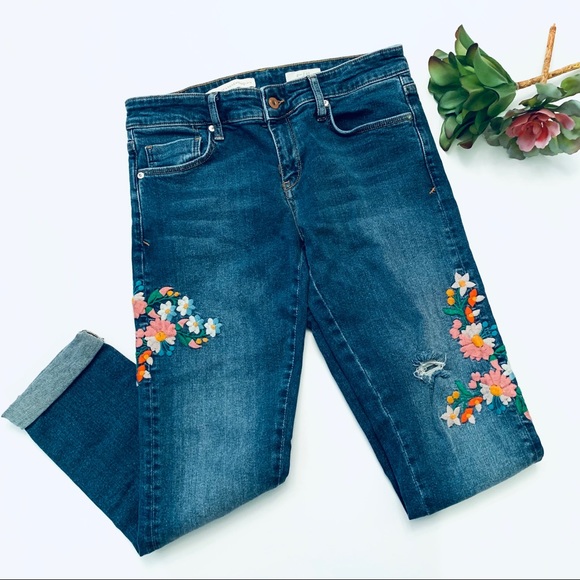 Pilcro Floral Embroidered Boho Jeans Anthro  27 - Picture 4 of 9